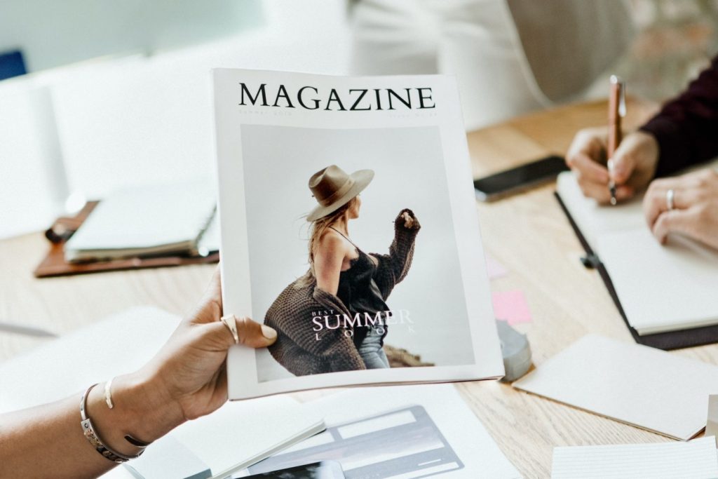 graphic designer team working on a project e1679884066570 1
